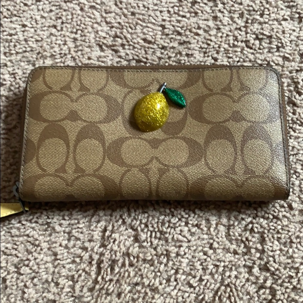 Coach wallet